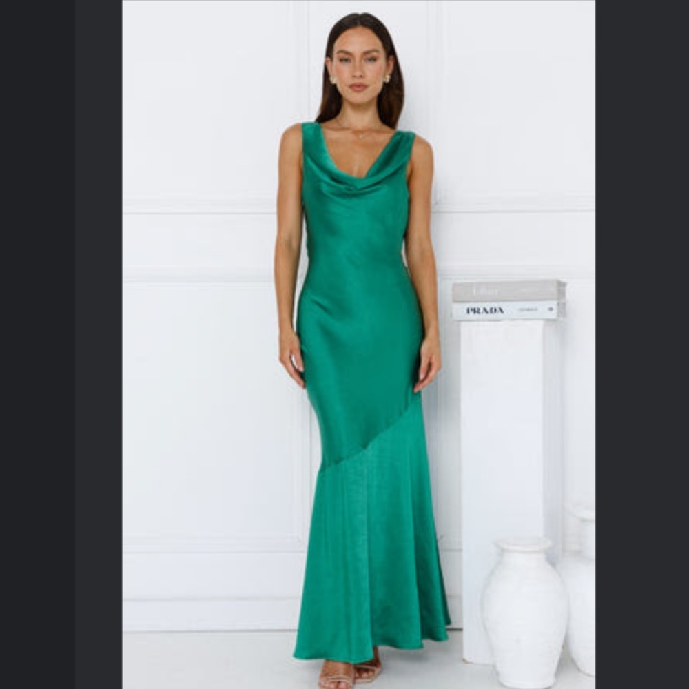 Green Evening Prom Wedding Guest Dress